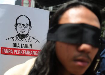 Aksi Tutup Mata Peringati 2 Tahun Novel Baswedan