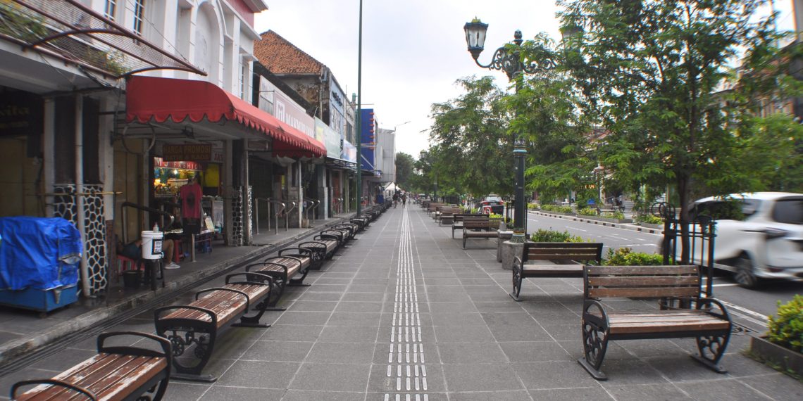 Foto Suasana Kawasan Malioboro Yogyakarta, Sunyi Akibat Pandemi