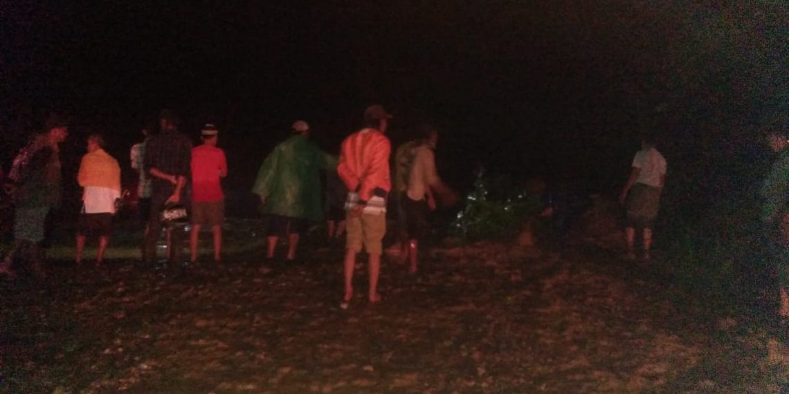 Kilas: 8 Eskavator Bersihkan Lumpur Banjir Tanggamus, Diskon Tiket 13 Kereta Api, Dll