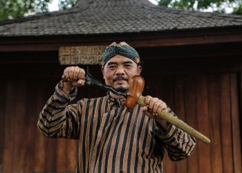 Penyucian Keris di Museum Pusaka TMII
