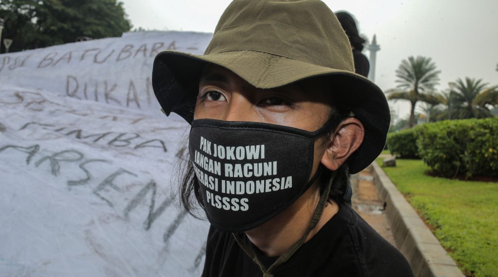 Aksi Menolak Penghapusan FABA dari Daftar Limbah B3