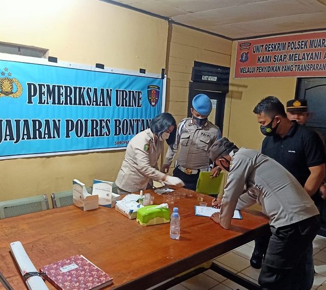 Polres Bontang Gelar Tes Urine Secara Mendadak, Begini Hasilnya